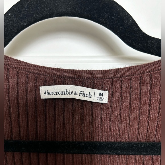 NWT Abercrombie LuxeLoft Wrap Sweater - Brown - Size M - Picture 3 of 5